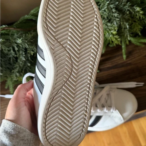 Adidas White Sneakers with Black Stripes - Picture 4 of 5